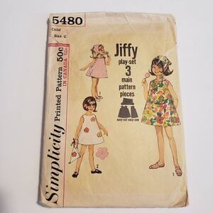 Vintage Simplicity Girls Sewing Pattern